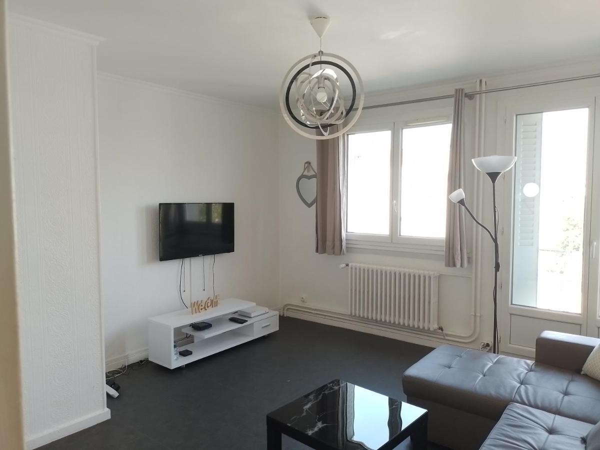 La grâce Apartamento Vaulx-en-Velin Exterior foto