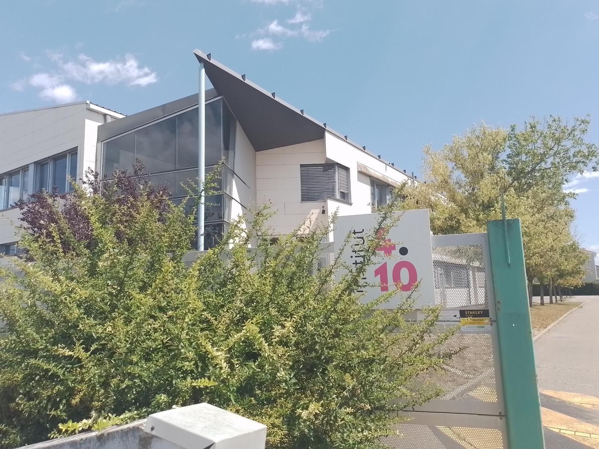 La grâce Apartamento Vaulx-en-Velin Exterior foto